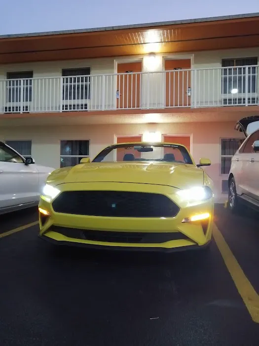 Budget Car Rental Picture 9