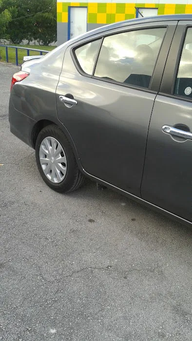 Avis Car Rental Picture 4