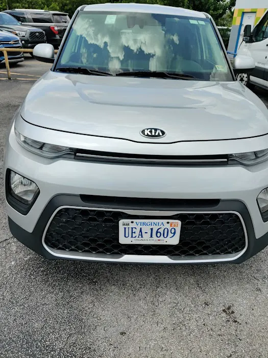 Avis Car Rental Picture 9