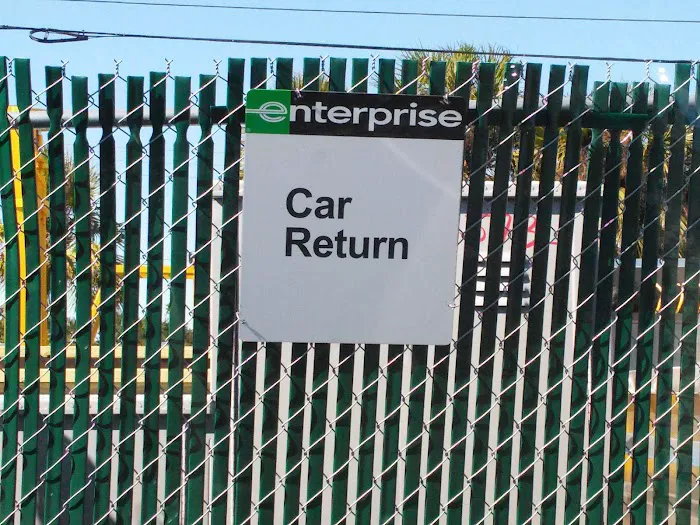 Enterprise Rent-A-Car Picture 10