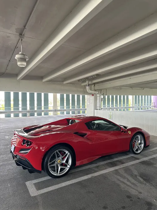 Dream Auto Rental Picture 3
