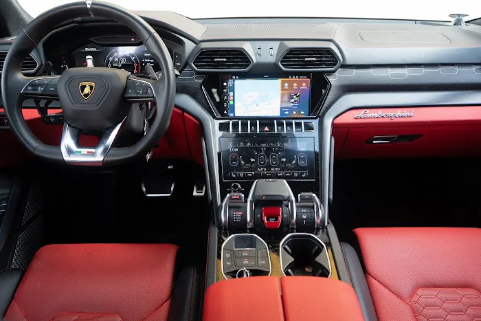 Paramount Luxury Rentals - Exotic Car Rental Miami Beach Picture 8