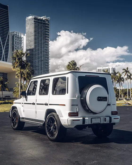 Paramount Luxury Rentals - Exotic Car Rental Miami Beach Picture 5