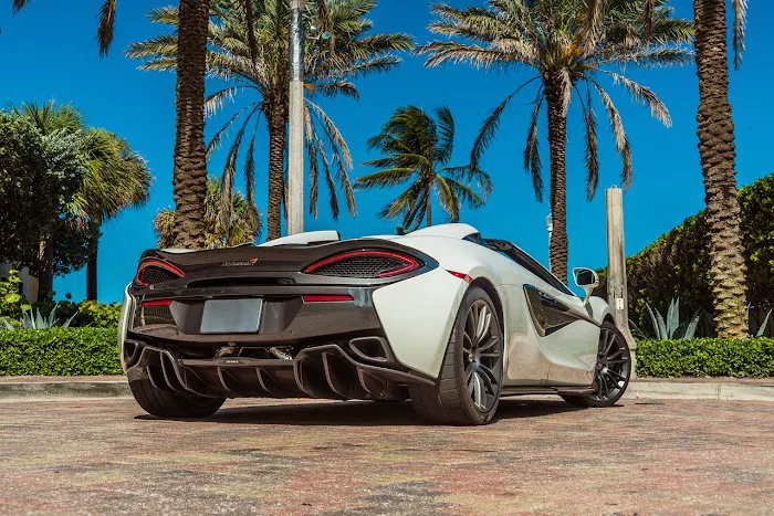 Rent & Paradise Exotic & Luxury Car Rental Picture 6