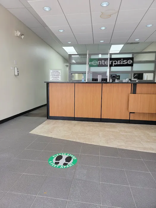 Enterprise Rent-A-Car Picture 8