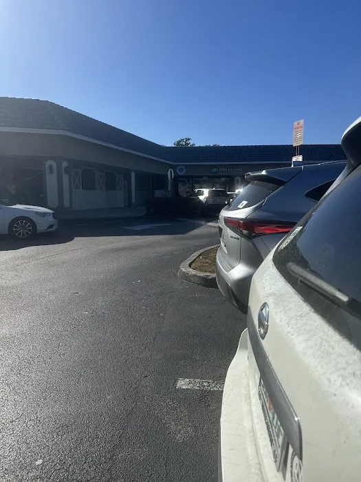 Enterprise Rent-A-Car Picture 4