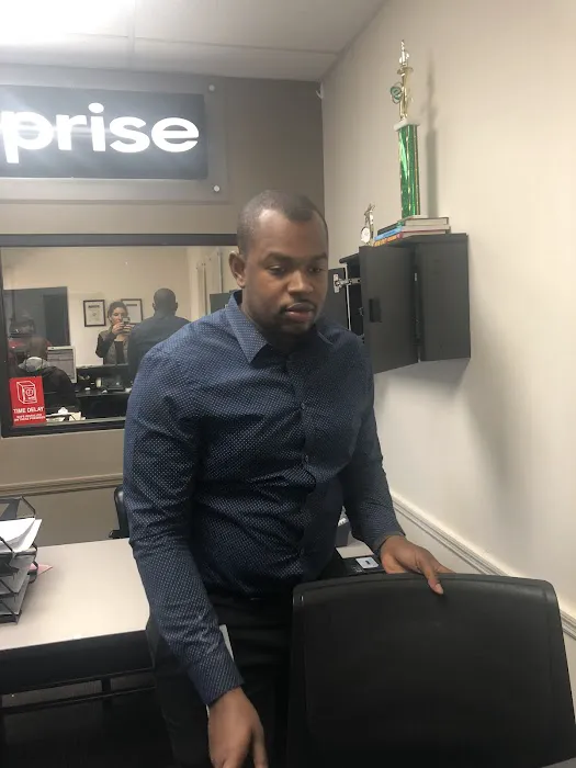 Enterprise Rent-A-Car Picture 7