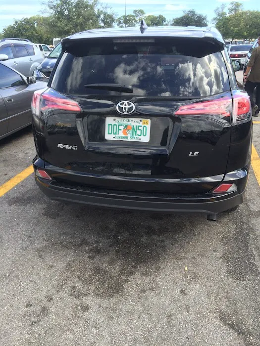 E-Z Rent-A-Car Picture 9