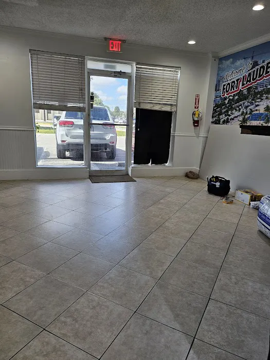 OTOQ Car Rental Picture 3