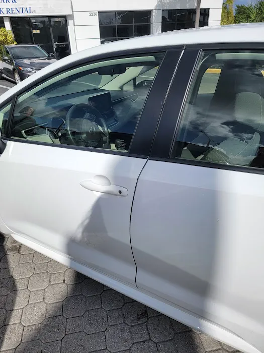 Clubs Car Rental Picture 4