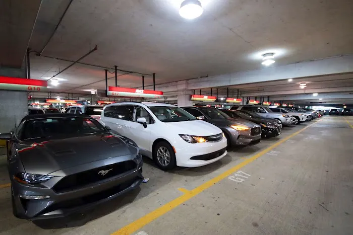 Avis Car Rental Picture 3