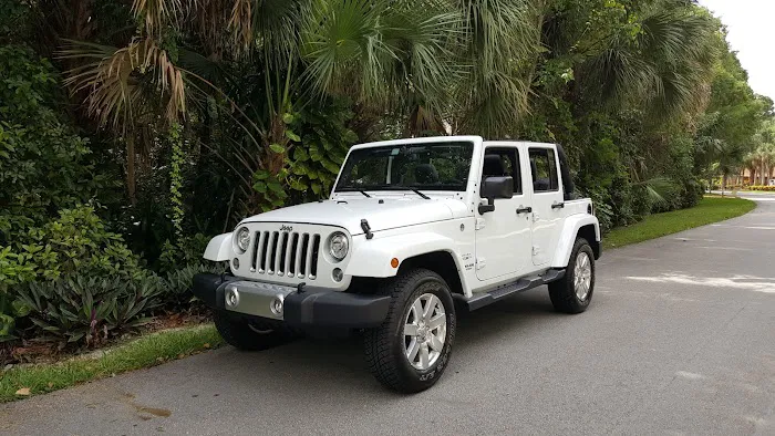 Ocean Drive Jeeps Picture 1