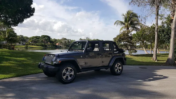 Ocean Drive Jeeps Picture 5