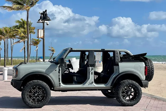 Soflo Bronco Rentals Picture 2