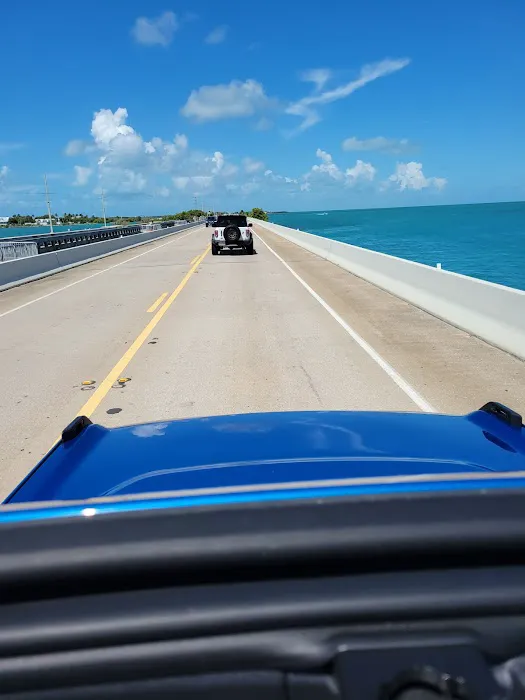 Soflo Bronco Rentals Picture 7