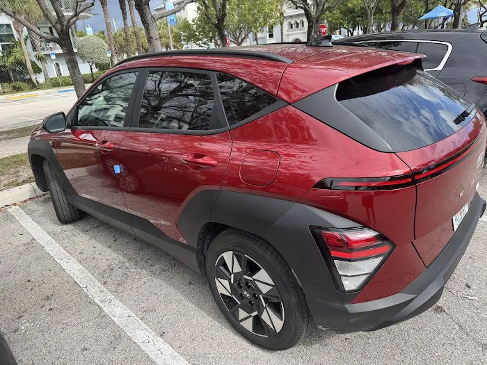 Priceless Car Rental Picture 7