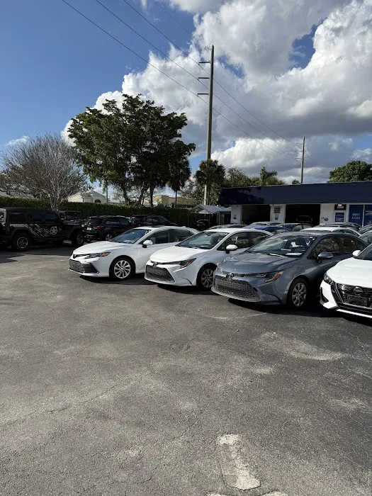Priceless Car Rental Picture 8