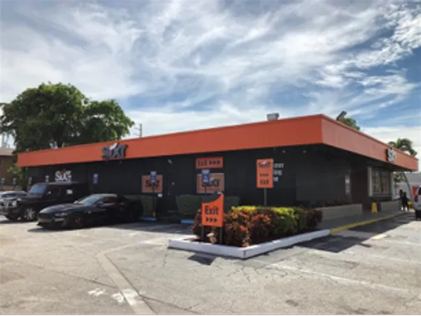 NÜ Car Rentals Fort Lauderdale Picture 6