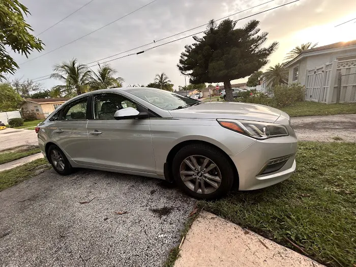 Sirius Auto Rental LLC Picture 2