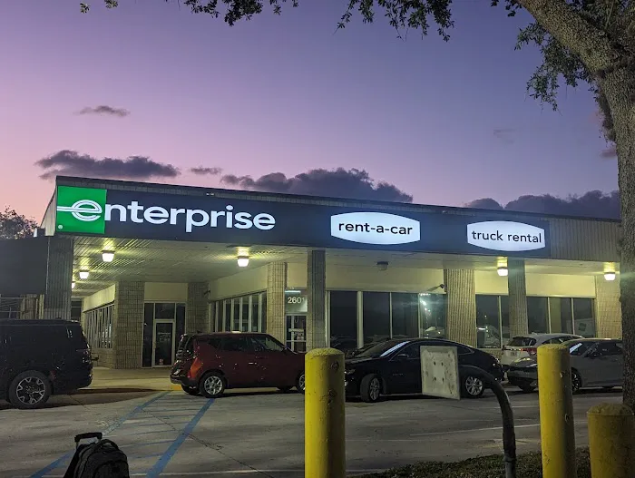 Enterprise Rent-A-Car Picture 2