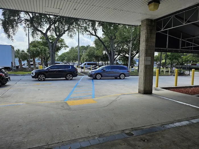 Enterprise Rent-A-Car Picture 5