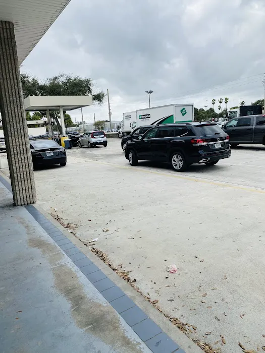 Enterprise Rent-A-Car Picture 1