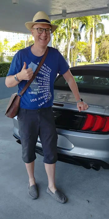 Avis Car Rental Picture 8