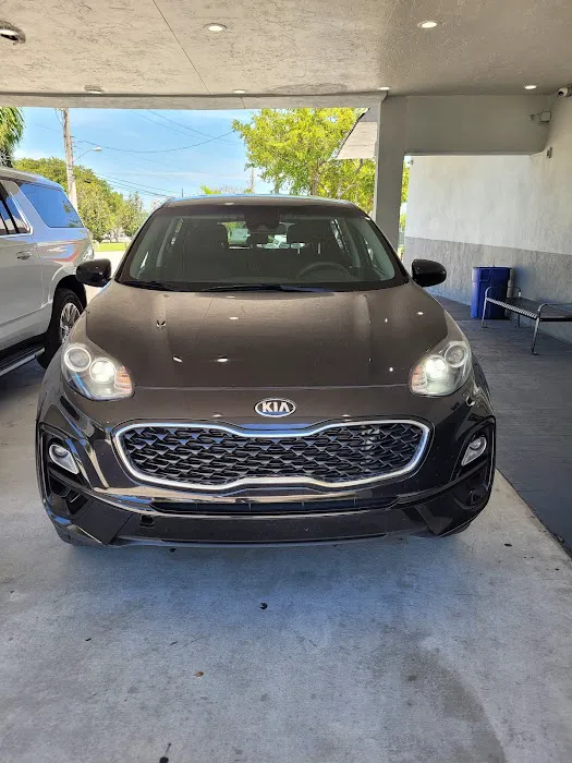 Budget Car Rental Picture 10
