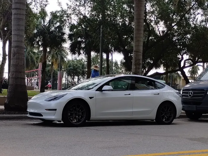 Hertz Car Rental - Fort Lauderdale - Port Everglades Hle Picture 5