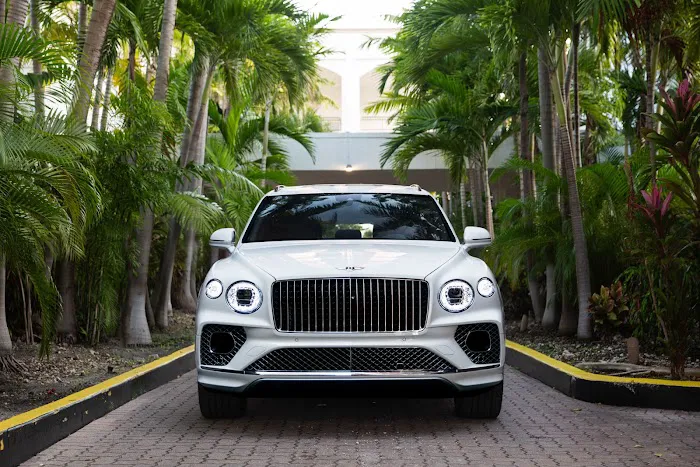 RealCar: Premium & Luxury Car Rental Miami Picture 4