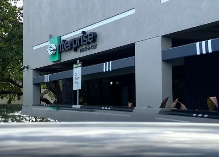 Enterprise Rent-A-Car Picture 5
