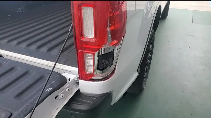 Avis Car Rental Picture 5