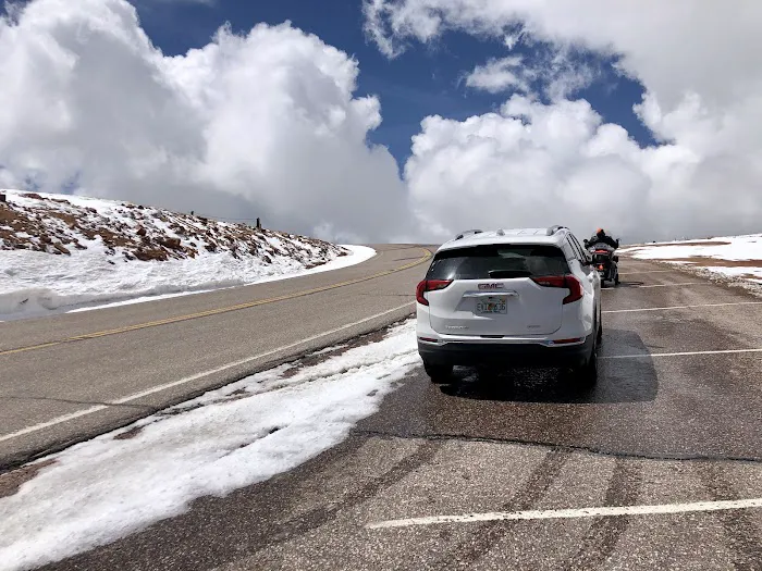 Avis Car Rental Picture 8