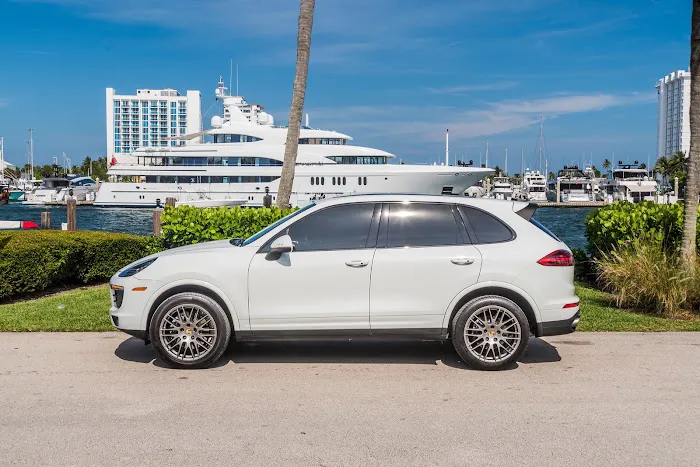 Vip MIami Auto Exotic & Luxury Car Rentals Picture 5