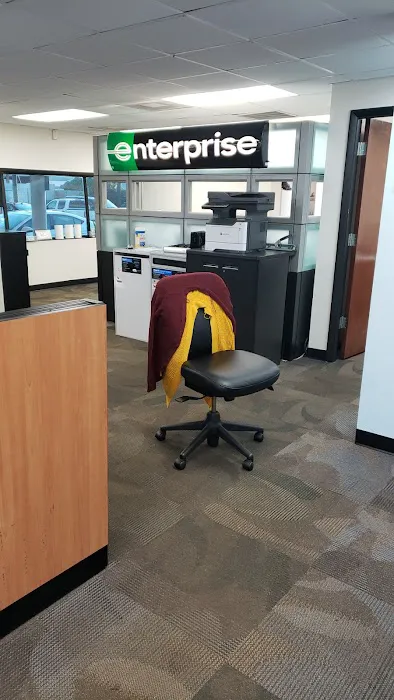 Enterprise Rent-A-Car Picture 9