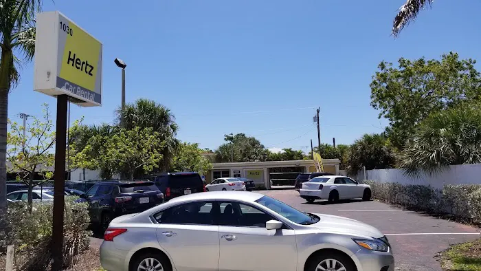 Hertz Car Rental - Hertz Lighthouse Point Picture 7