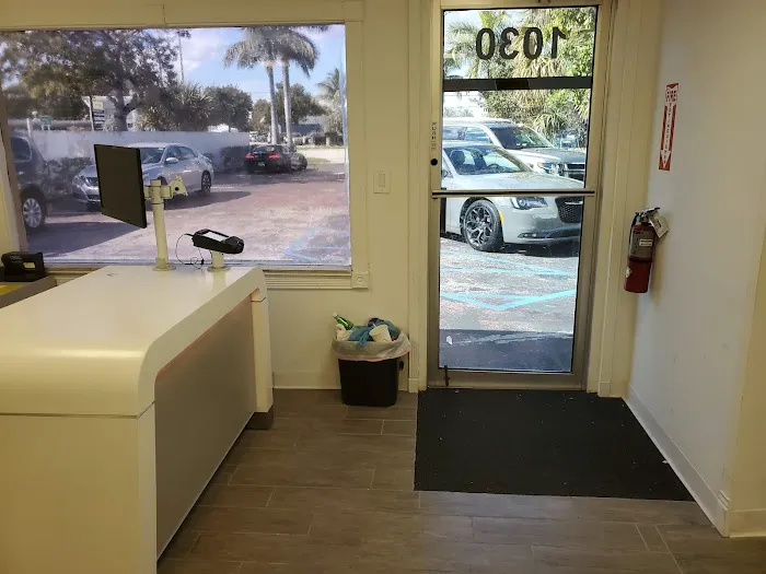 Hertz Car Rental - Hertz Lighthouse Point Picture 10