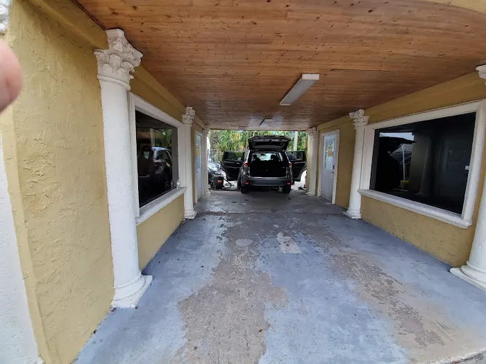 Hertz Car Rental - Hertz Lighthouse Point Picture 9