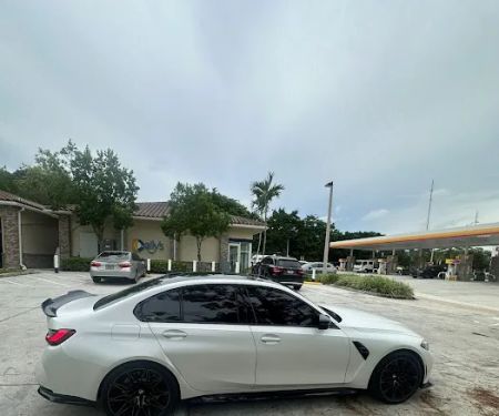 Legaci Auto Lounge