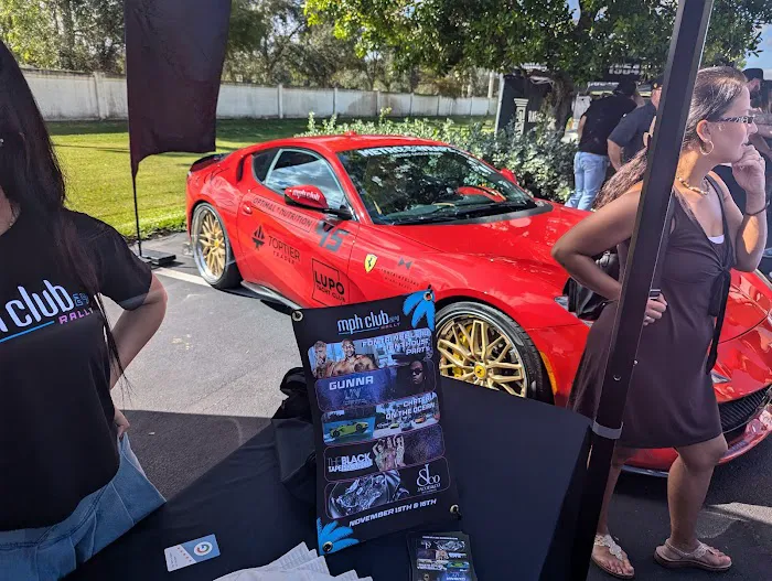 mph club | Exotic Car Rental Boca Raton Picture 4