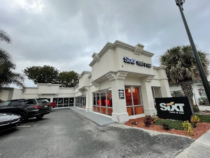 SIXT Rent a Car Boca Raton near Mizner Park Picture 4