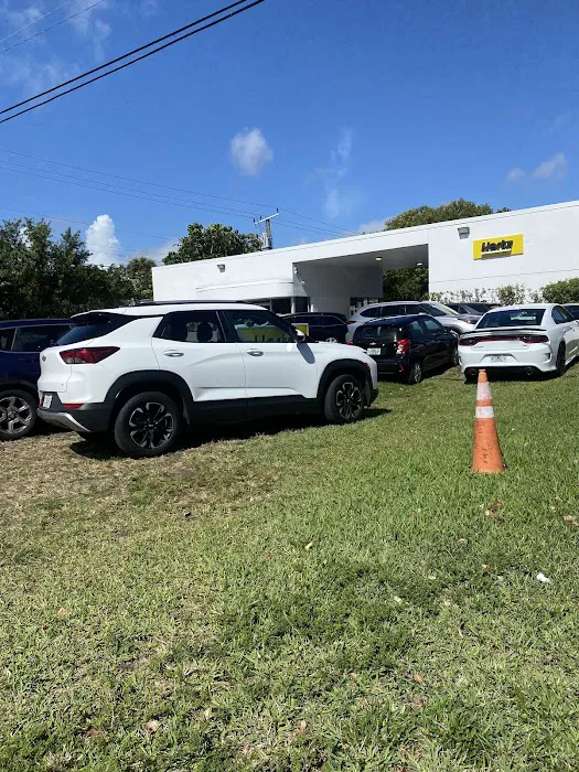 Hertz Car Rental - Boca Raton - North West 13th Street Picture 9