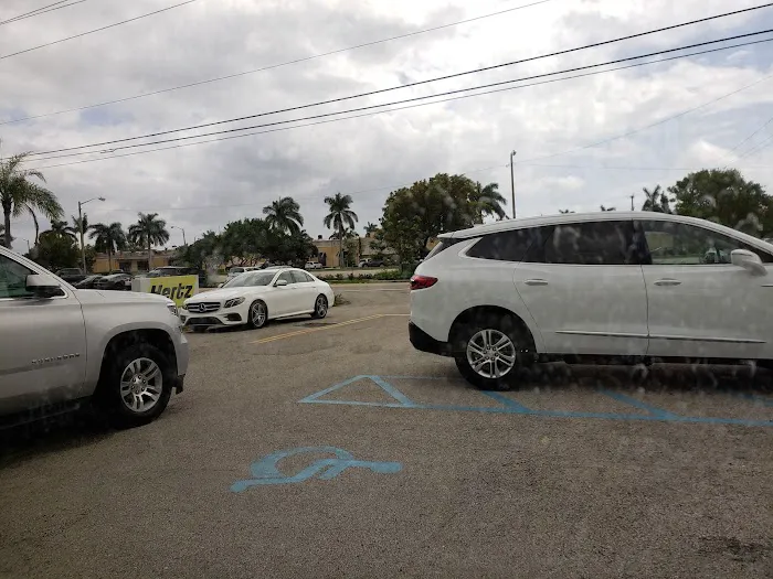 Hertz Car Rental - Boca Raton - North West 13th Street Picture 5