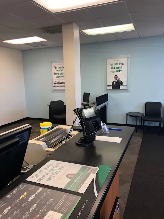 Enterprise Rent-A-Car Picture 7