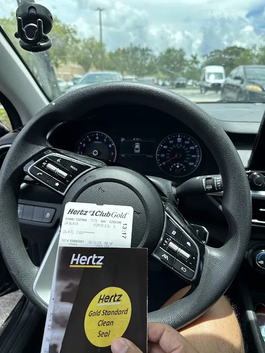 Hertz Car Rental - Royal Palm Beach - Southern Boulevard Picture 7