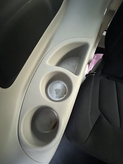 Avis Car Rental Picture 10