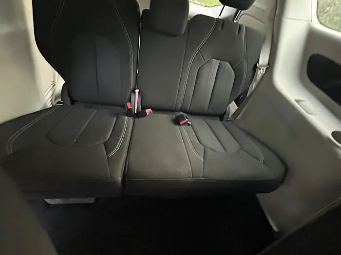 Avis Car Rental Picture 7