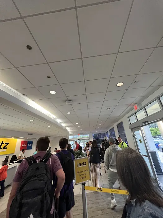 Hertz Car Rental - FBO - Rayes Hangar - West Palm Beach (PBI) Picture 1