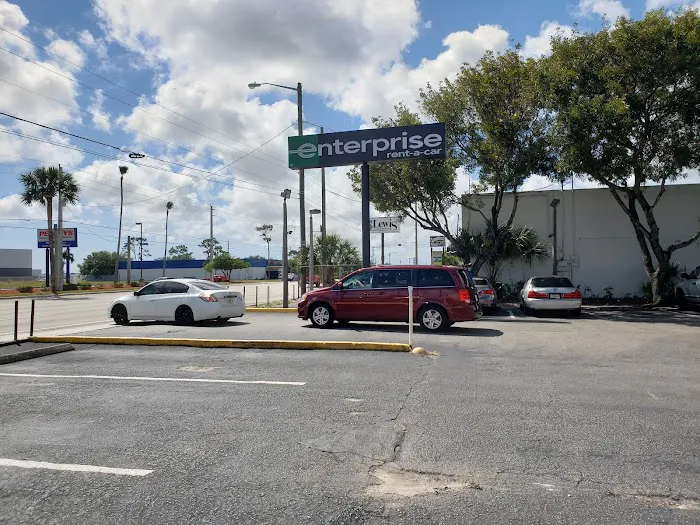 Enterprise Rent-A-Car Picture 10