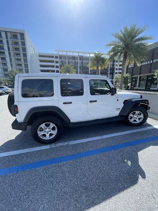 Palm Beach Jeep Rentals Picture 1